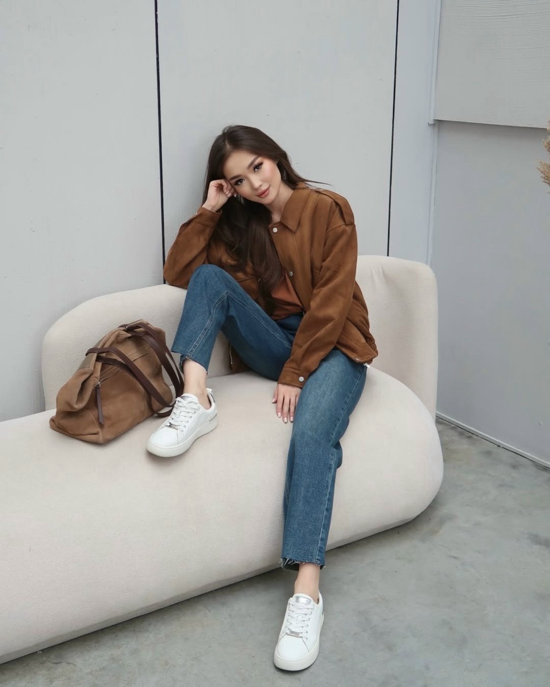 замшевая куртка,женская куртка,повседневный стиль,женская верхняя одежда