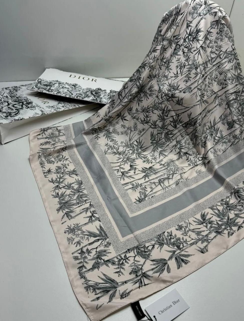 брендовый платок,платок диор,платок женский,платок диор оригинал,шелковый платок