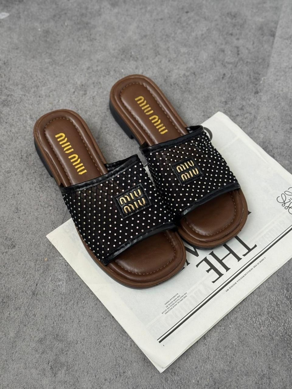 шлепанцы chanel,шлепанцы женские,шлепки шанель,chanel шлепанцы женские,модные шлепанцы