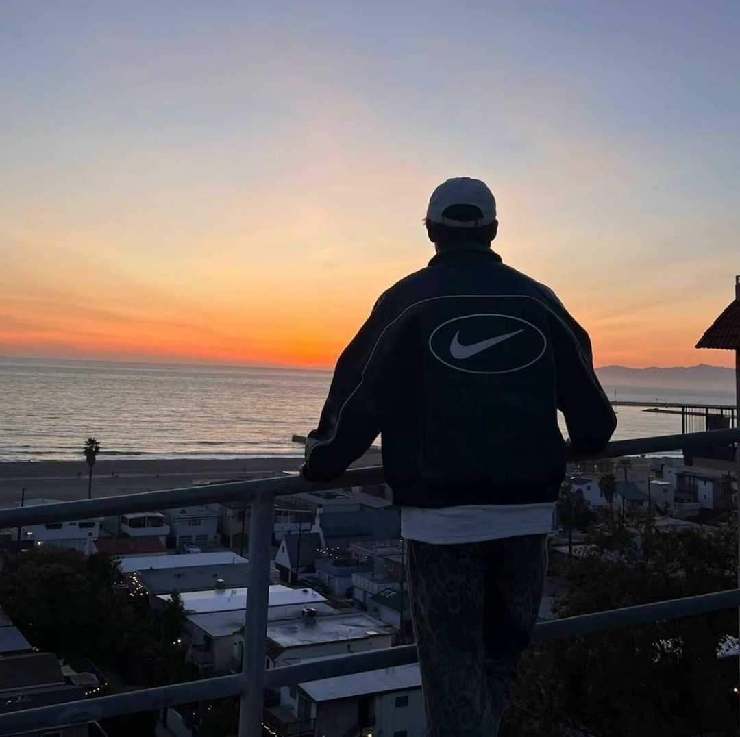 кожаный бомбер,кожаная куртка бомбер,мужская куртка бомбер,куртка бомбер,кожаная куртка