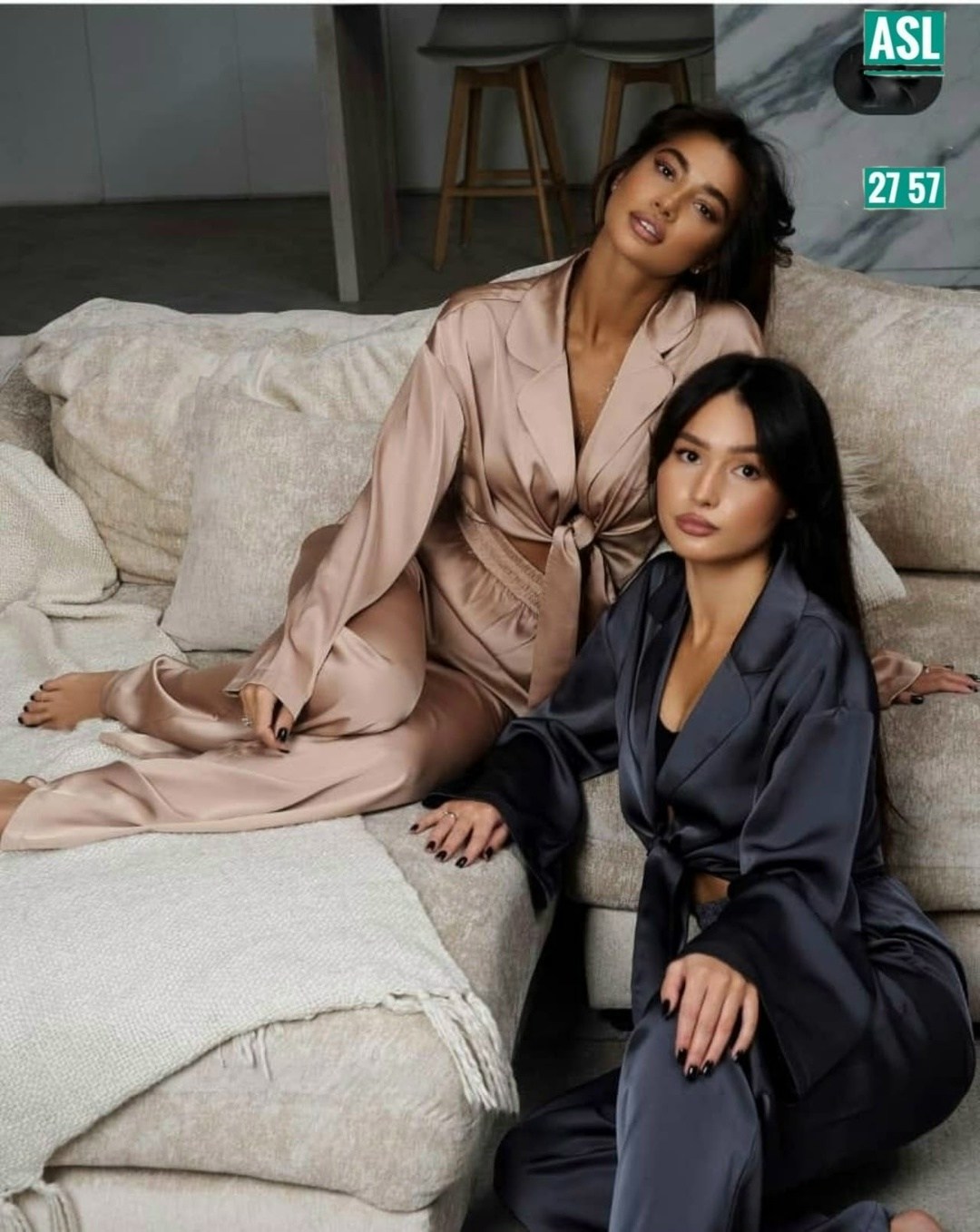 шелковый домашний костюм в пижамном стиле,атласный костюм,шелковая пижама,костюм в пижамном стиле,шёлковый костюм в пижамном стиле