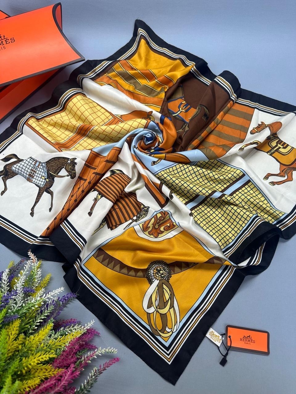 шелковый платок hermes,брендовый женский платок hermes,брендовый шелковый платок hermes,платок шейный hermes вне времени,женские платки