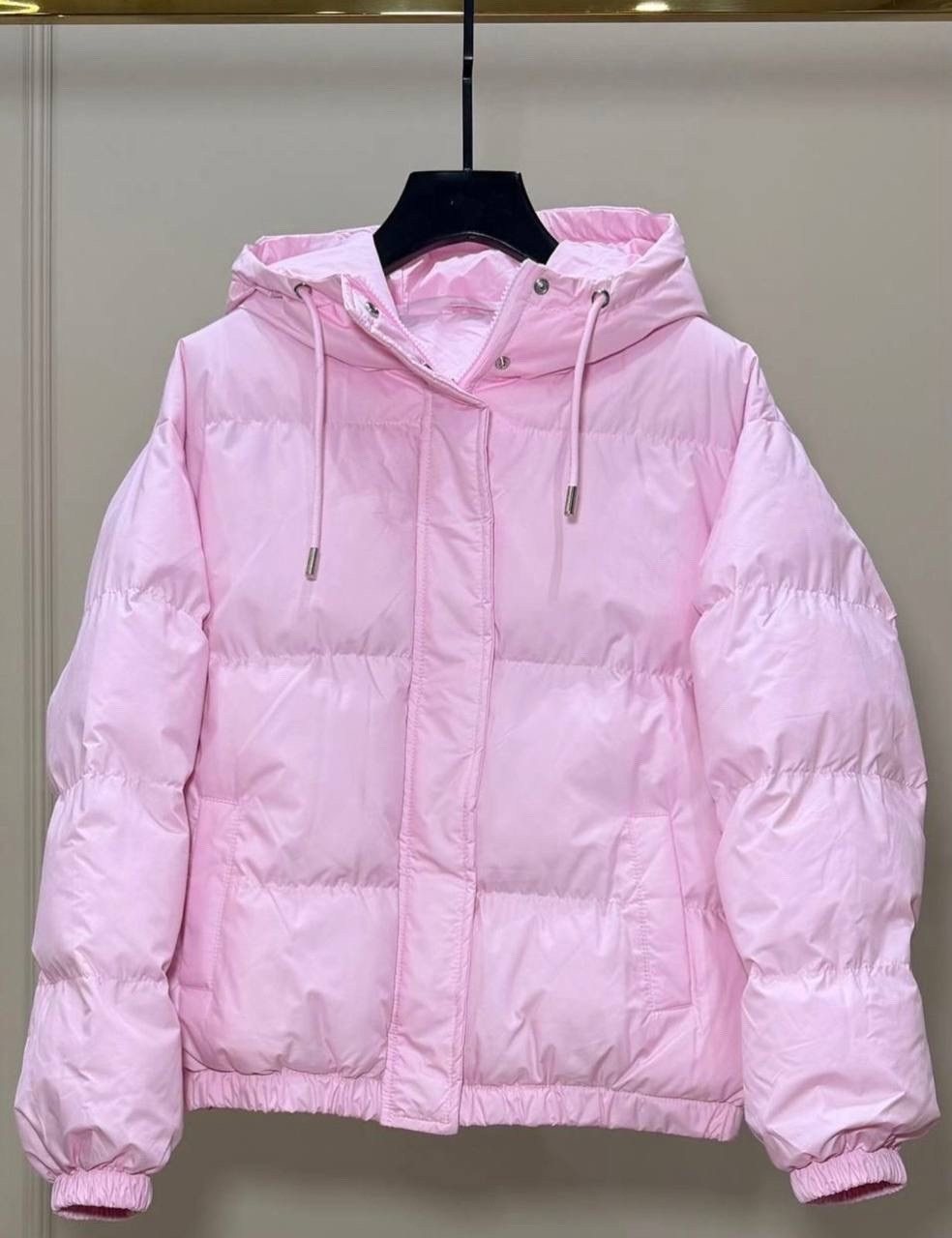 женская короткая зимняя куртка с капюшоном на белом утином пуху,женская зимняя куртка,женская зимняя куртка-пуховик с капюшоном,женский короткий пуховик,женская зимняя куртка на белом утином пуху