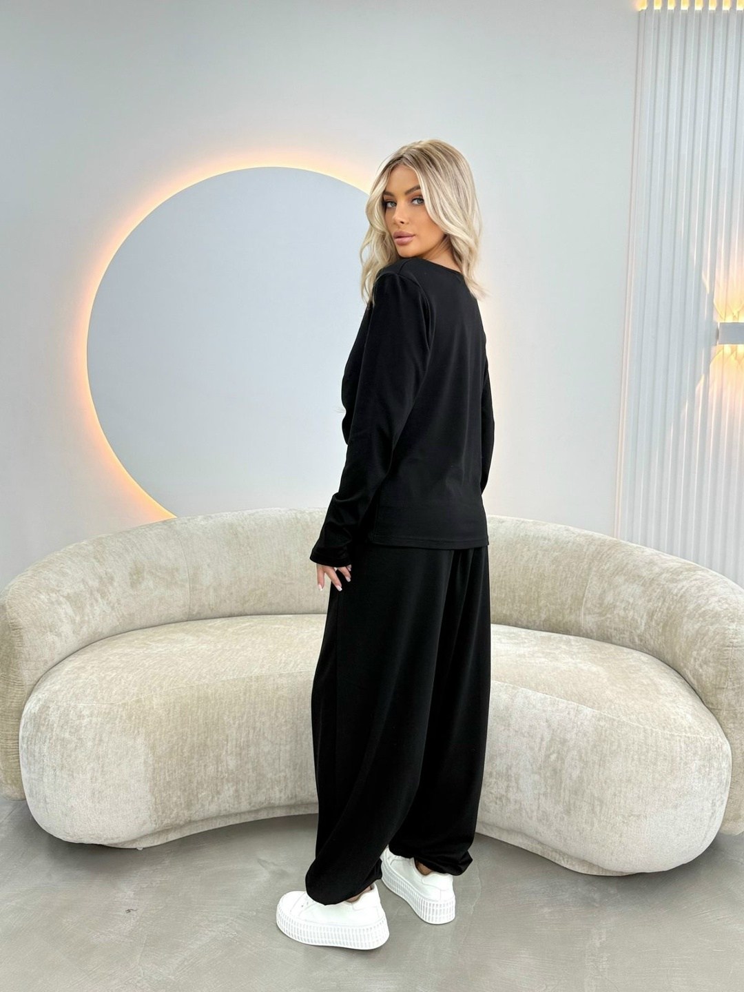 костюм женский,костюм с брюками,костюм из велюра,трикотажные костюмы,велюровый костюм