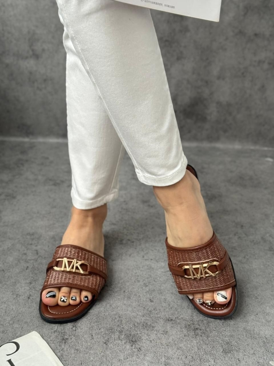 шлепанцы майкл корс,,женские шлепанцы,тапочки модные,женские сандалии