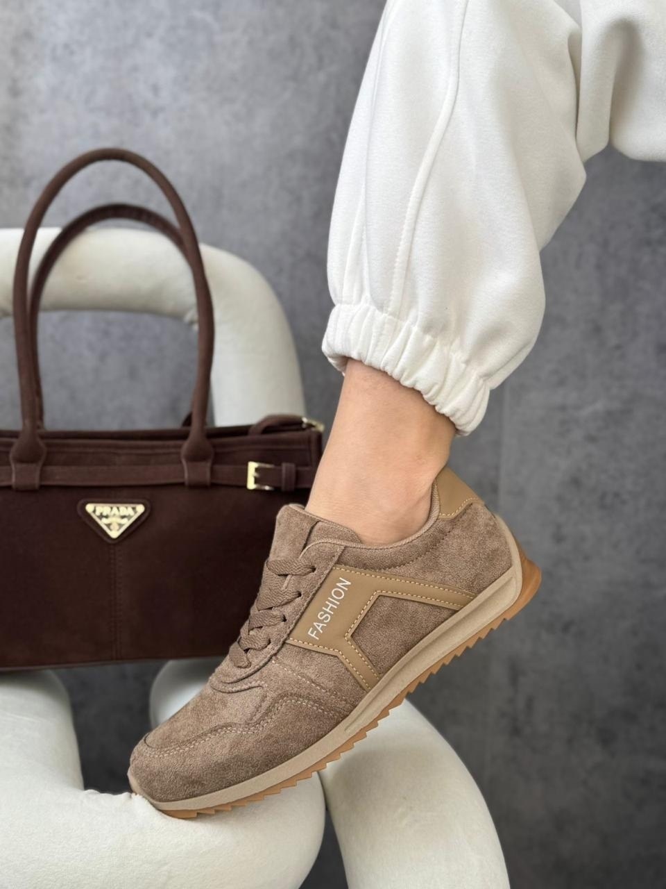 замшевые кроссовки,,кроссовки натуральная замша,замшевые кроссовки женские,женские кроссовки