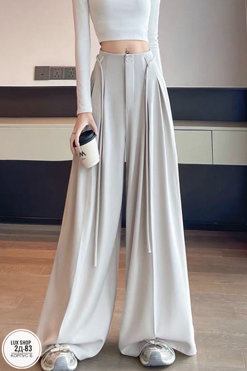 брюки с высокой талией,брюки с широкими штанинами,широкие брюки,широкие брюки с высокой талией,широкие брюки женские