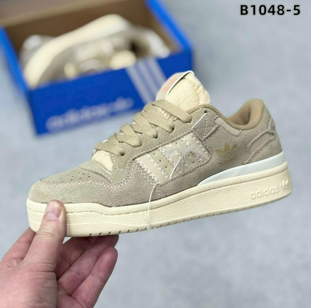 кроссовки adidas,кроссовки женский adidas,кроссовки adidas унисекс,бежевые кроссовки,кроссовки женские бежевый