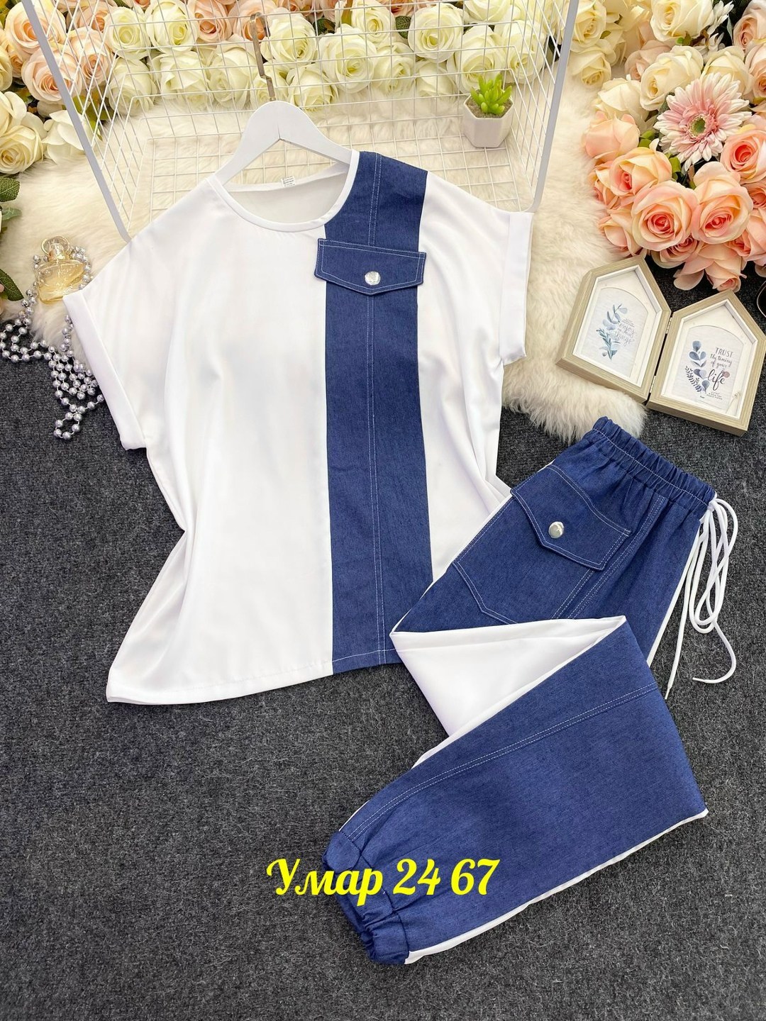 женский джинсовый комбинезон,женский спортивный костюм из двух предметов,джинсовые комбинезоны,джинсовые костюмы женские,женские комбинезоны