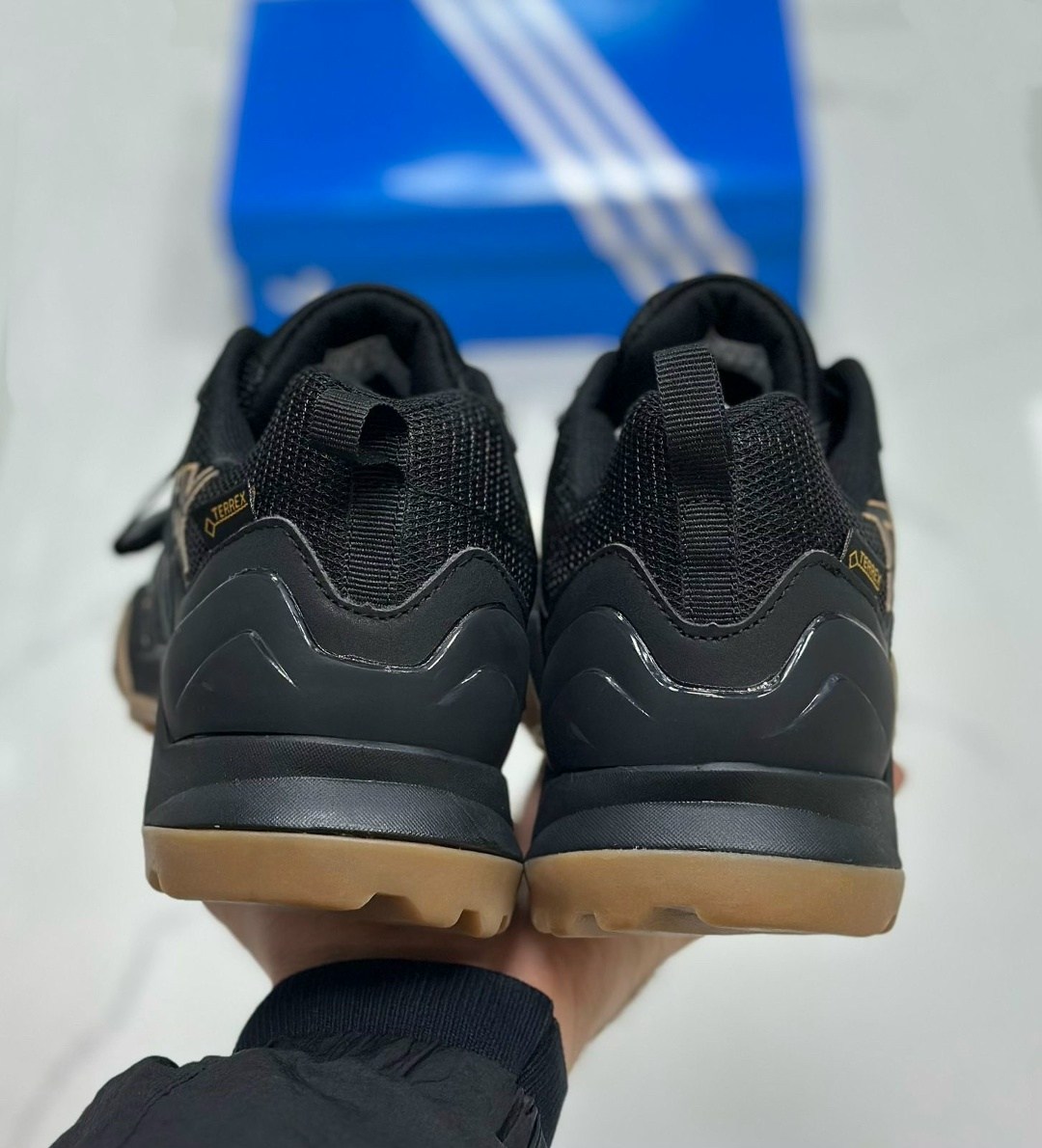 кроссовки adidas,треккинговые кроссовки адидас,кроссовки adidas terrex,кроссовки,adidas terrex swift r 2 gtx