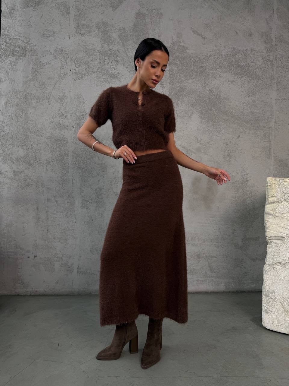 юбки макси,костюм вязаный с юбкой,юбка вязаная,костюм вязаный с юбкой шоколадный,костюм с юбкой и топом