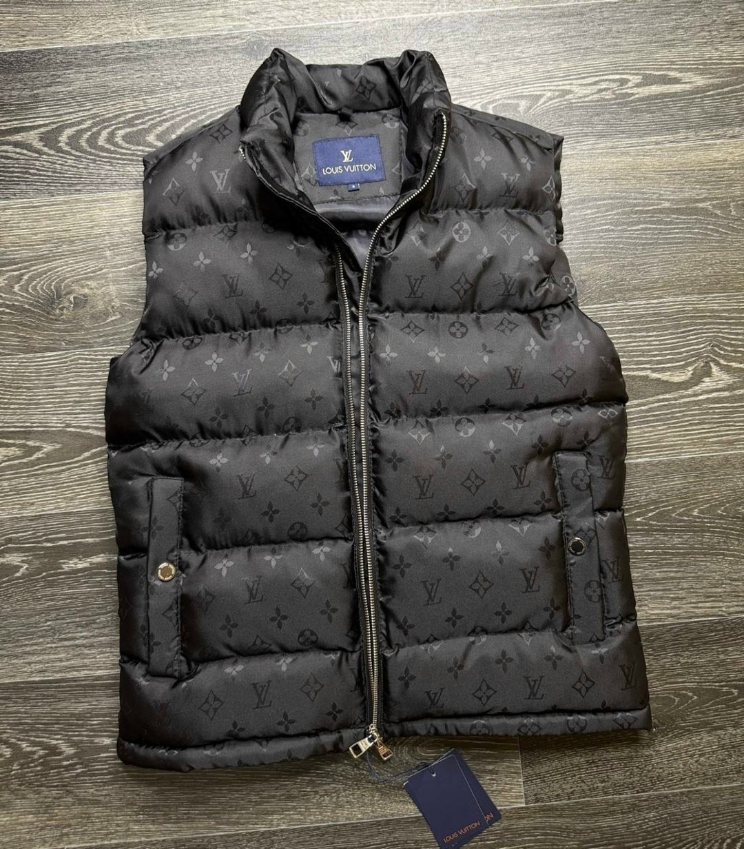жилетка louis vuitton,жилет louis vuitton,жилетка луи виттон,жилет louis vuitton мужской зимний 54ru,жилет луи виттон