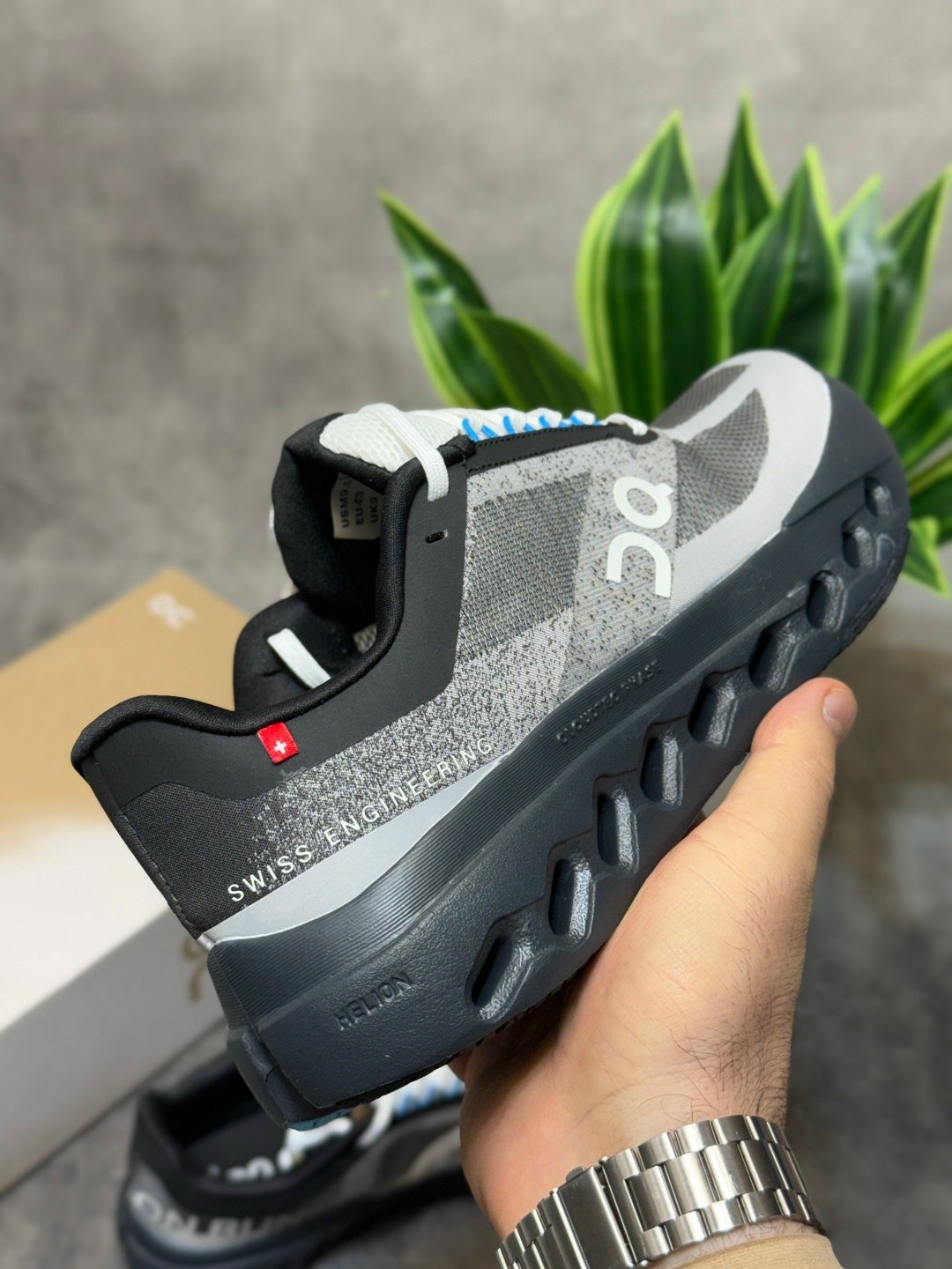 кроссовки,дышащие кроссовки,спортивные кроссовки,кроссовки модные,спортивная