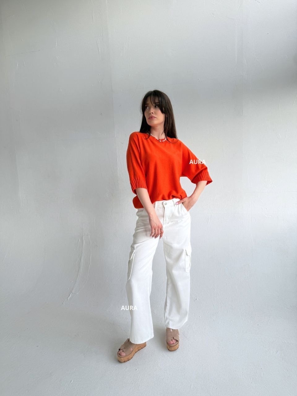 джемпер,джинсы повседневные,джемпер оверсайз,женские брюки,белые брюки