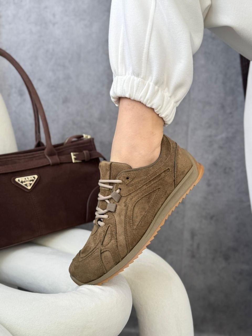 замшевые кроссовки,,кроссовки натуральная замша,замшевые кроссовки женские,женские кроссовки