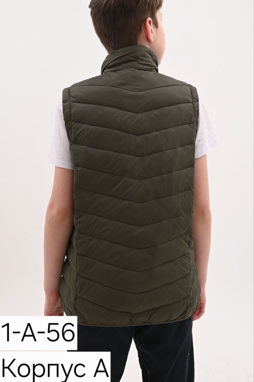 жилет adidas,утепленный жилет adidas,жилет adidas sportswear adidas,мужские жилеты adidas,жилетка adidas