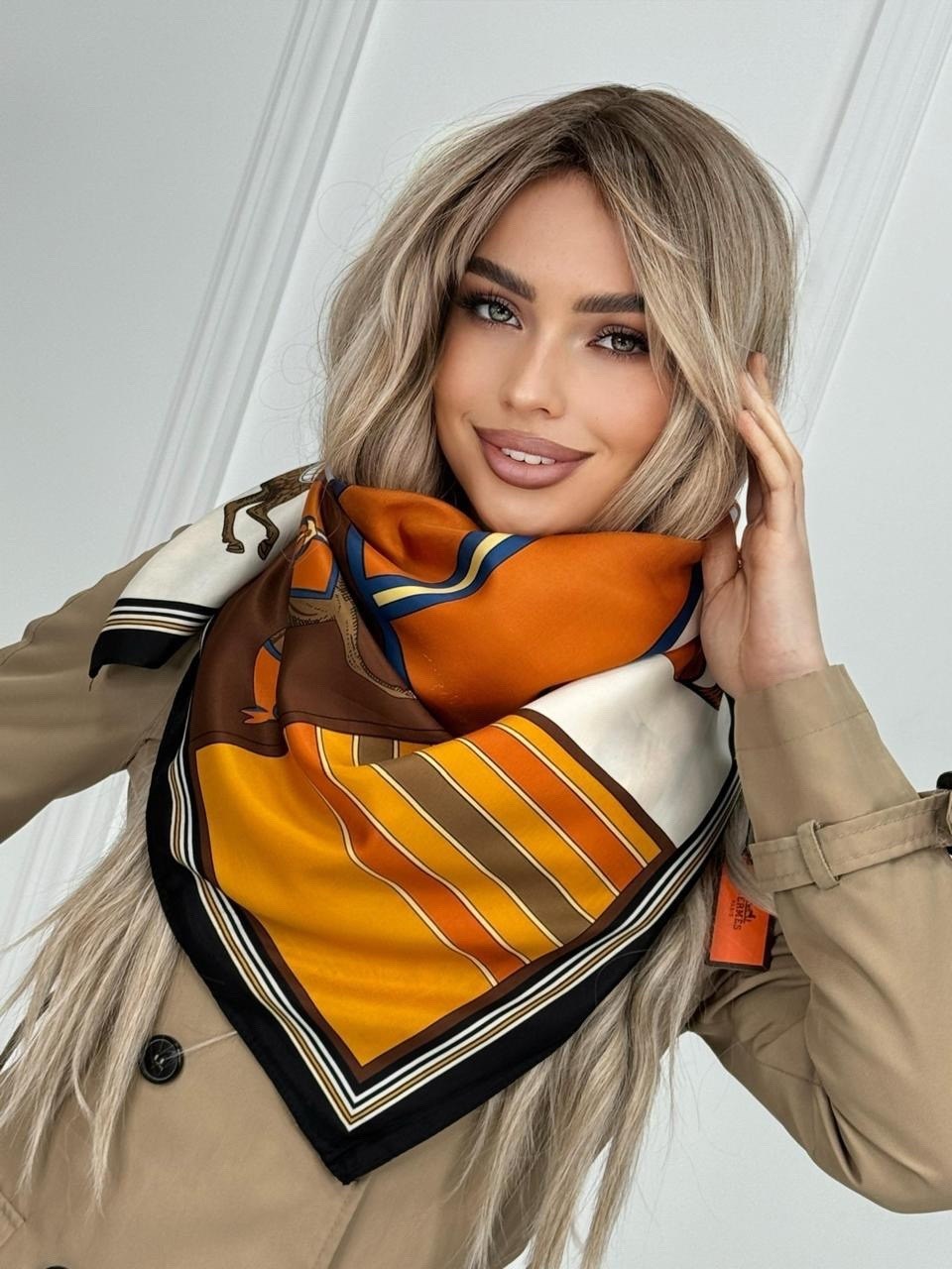 шелковый платок hermes,брендовый женский платок hermes,брендовый шелковый платок hermes,платок шейный hermes вне времени,женские платки