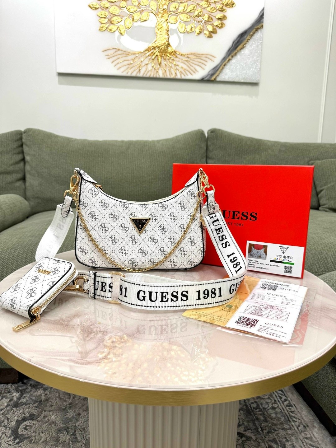 сумка женская guess,guess сумка на плечо,сумка guess,сумка guess белая,сумка guess сумка guess