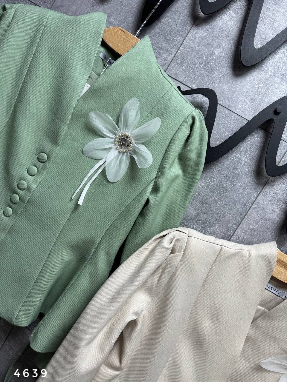 жакет,брючный костюм,элегантный костюм женский,женский костюм,костюм мода юрс