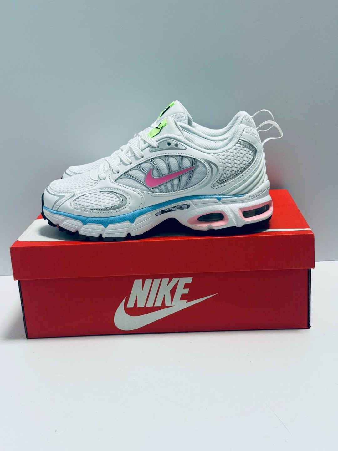 кроссовки nike air max moto 2k,air max moto 2k кроссовки белый nike,кроссовки найк air max moto 2k,кроссовки nike,кроссовки