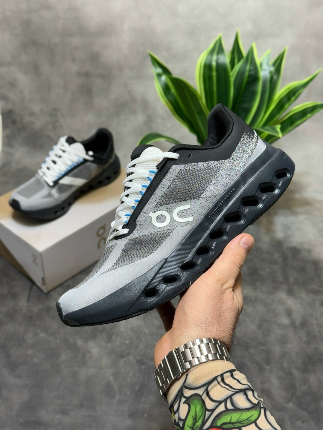 кроссовки,дышащие кроссовки,спортивные кроссовки,кроссовки модные,спортивная