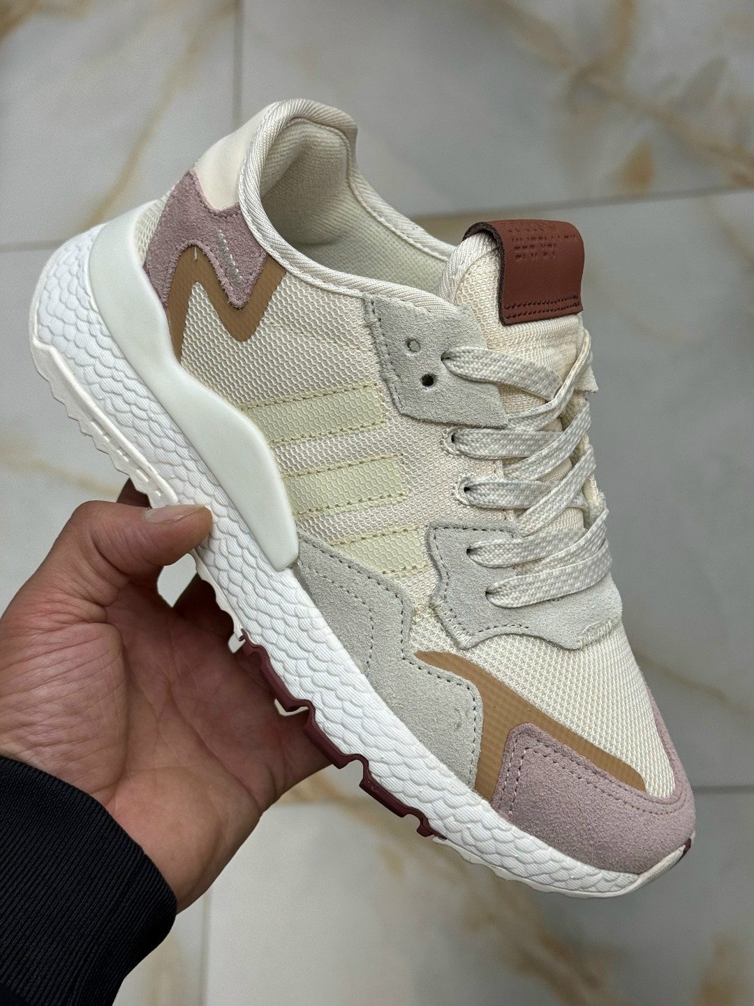 кроссовки adidas nite jogger,кроссовки adidas,кроссовки мужские adidas,адидас найт джогер кроссовки черно белые,мужские кроссовки adidas nite jogger