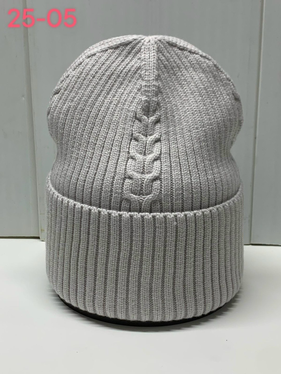 вязаная женская шапка,шапка женская,шапка для женщин,шапка бини,вязаная шапка