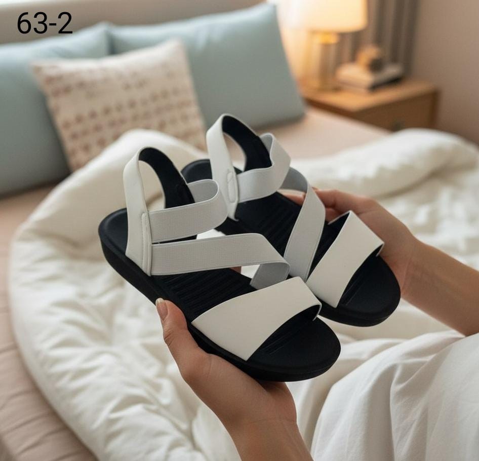 ,модные сандалии,сандалии женские,босоножки с буквами,женские босоножки