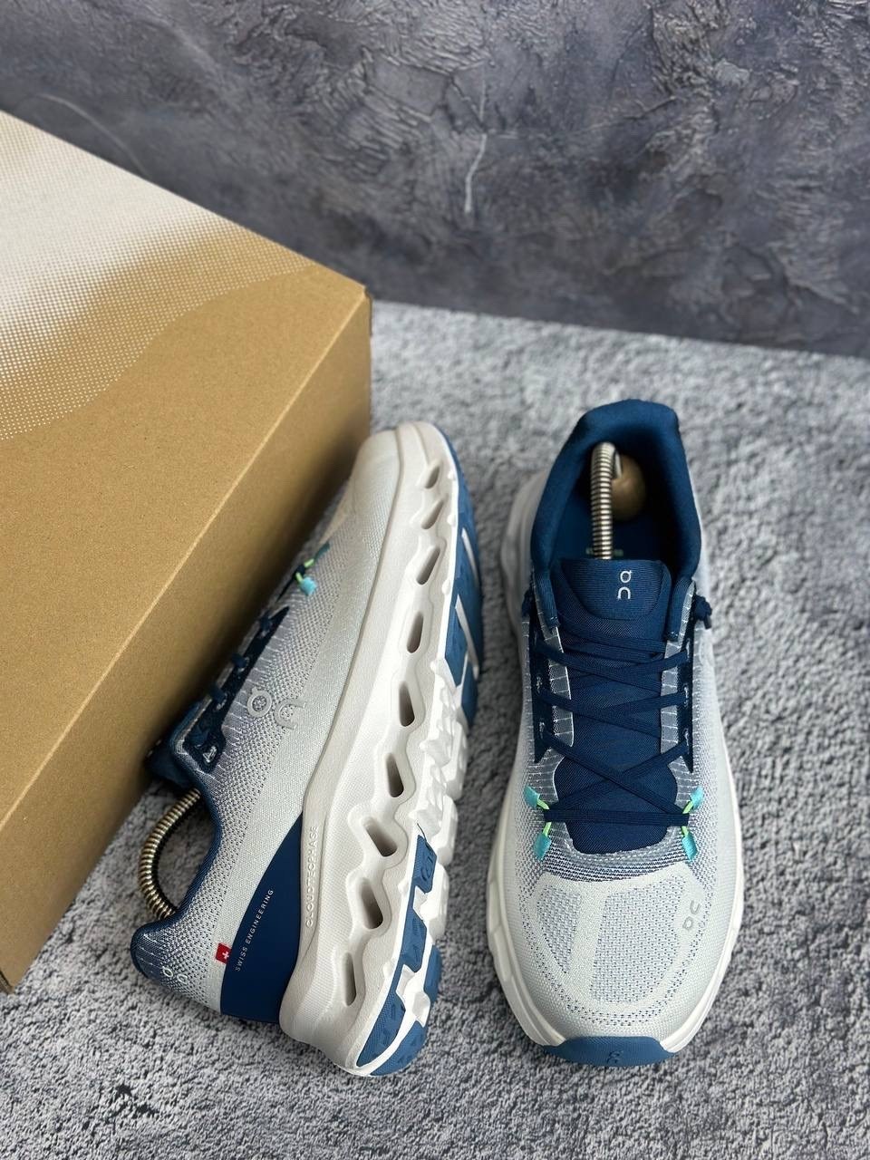 кроссовки on cloudtilt mineral ivory белый синий,кроссовки,спортивные кроссовки,спортивная ,повседневные кроссовки