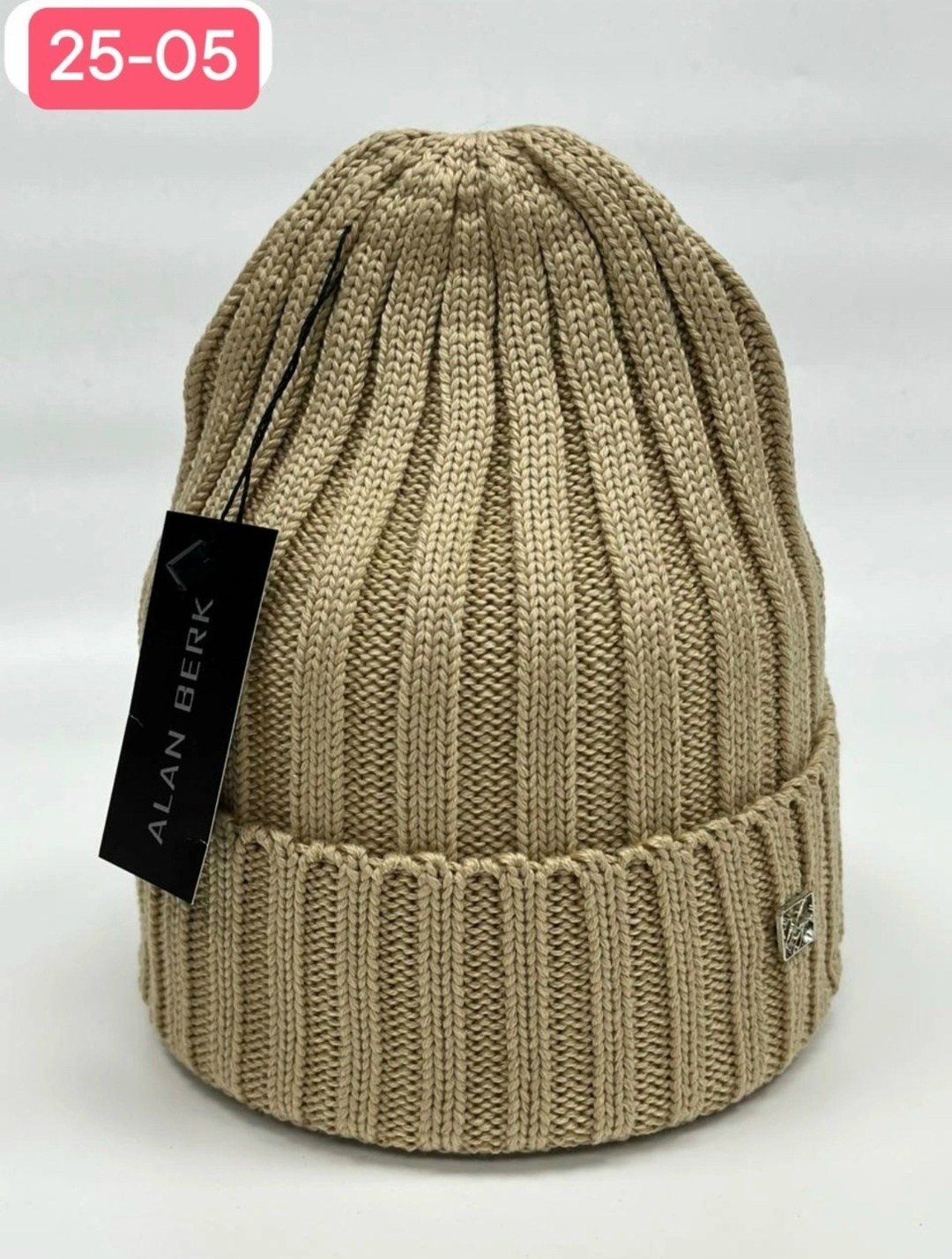 шапка женская,женские вязаные шапки,шапка,шапка женская на флисе,шапка для женщин