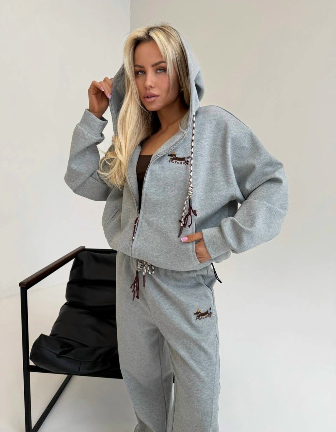 костюм спортивный,женский спортивный костюм,стильный костюм,серые спортивные костюмы женские,костюм спортивный теплый