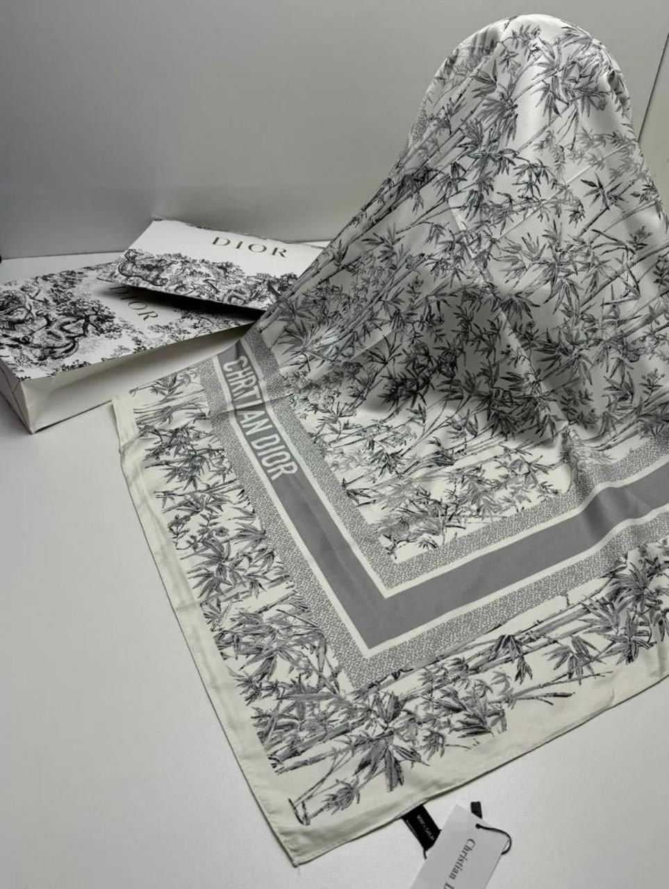 брендовый платок,платок диор,платок женский,платок диор оригинал,шелковый платок