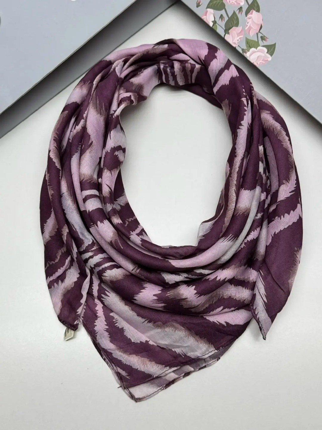 платки шелковые,платки шарф,платки женские,платок шелковый женский,шарф платок шелковый