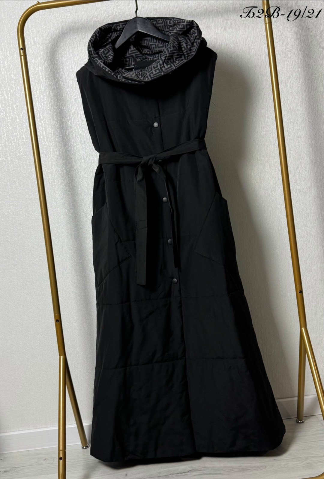 комбинированное пальто,комбинированное пальто шерсть с плащевкой,удлиненный жилет,стеганое пальто,жилетка женская