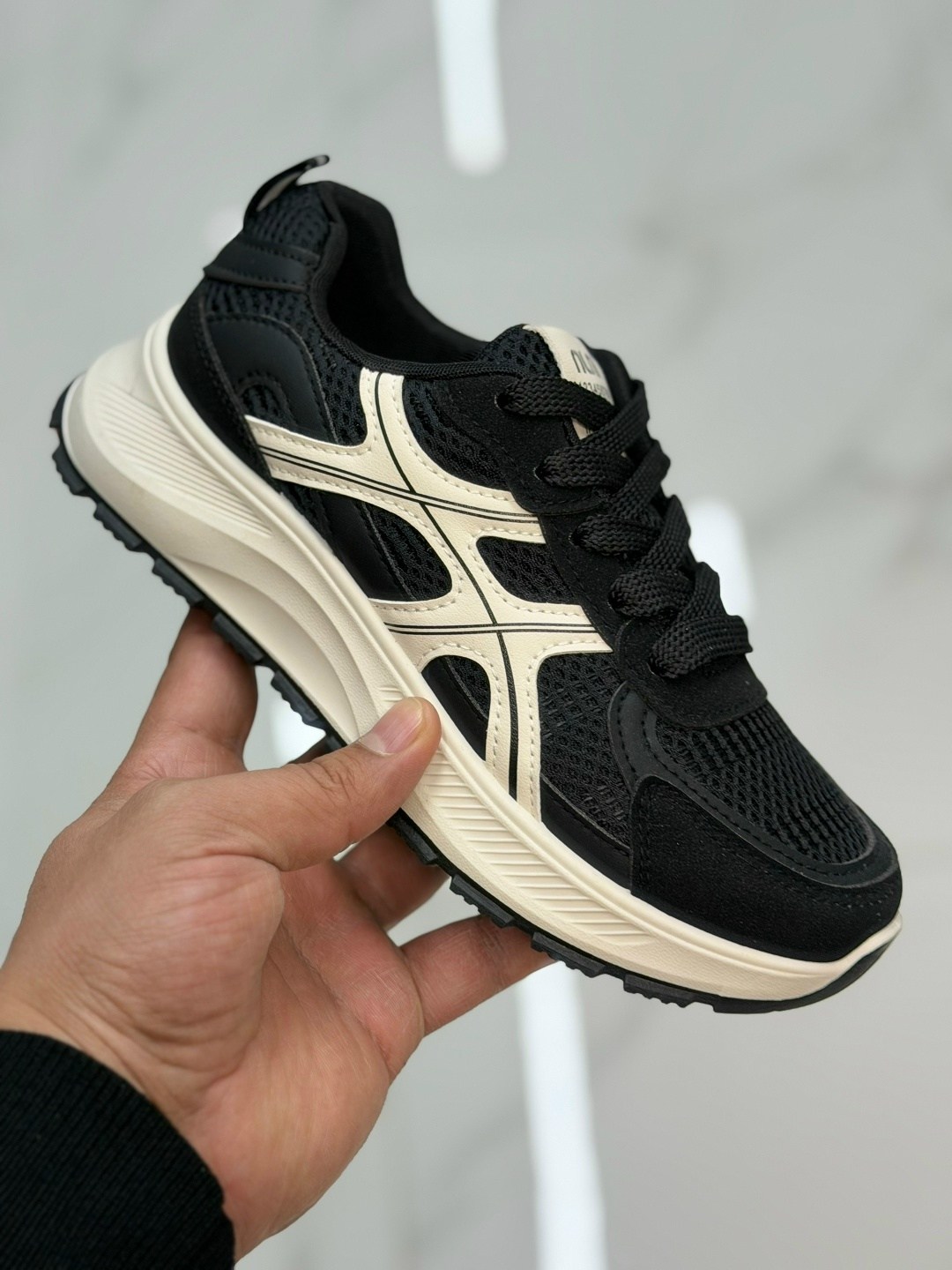 женские кроссовки,повседневные кроссовки,кроссовки бежевые,кроссовки,кроссовки crosby