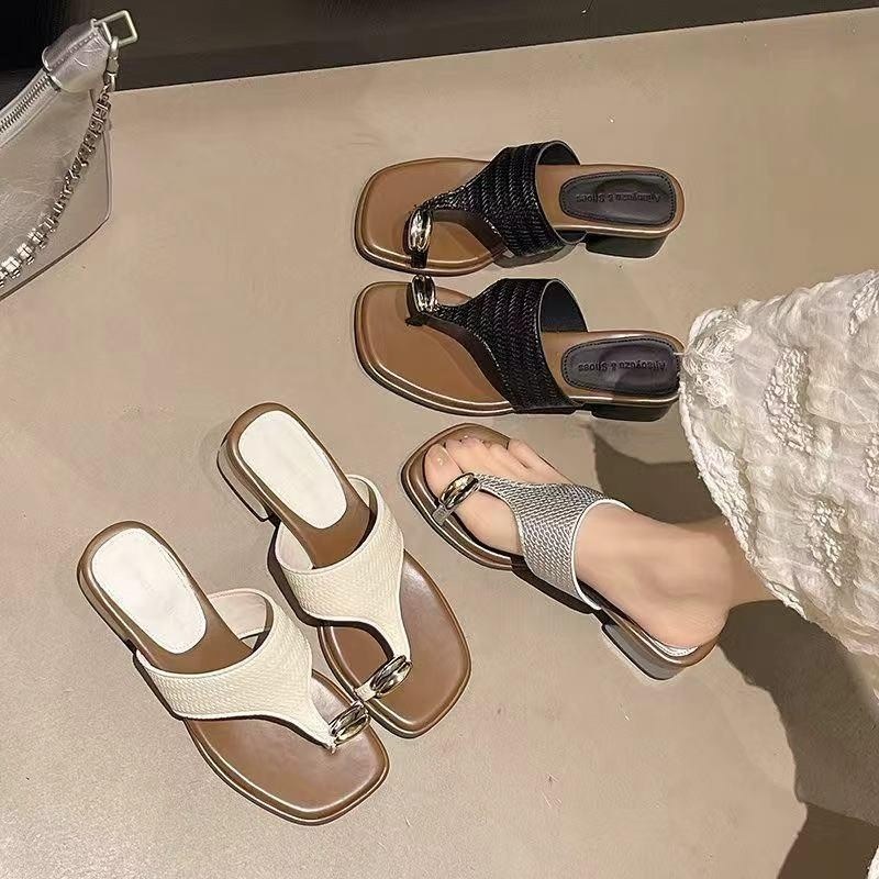 модные шлепанцы,женские шлепанцы,модные босоножки,модные сандалии,женские босоножки