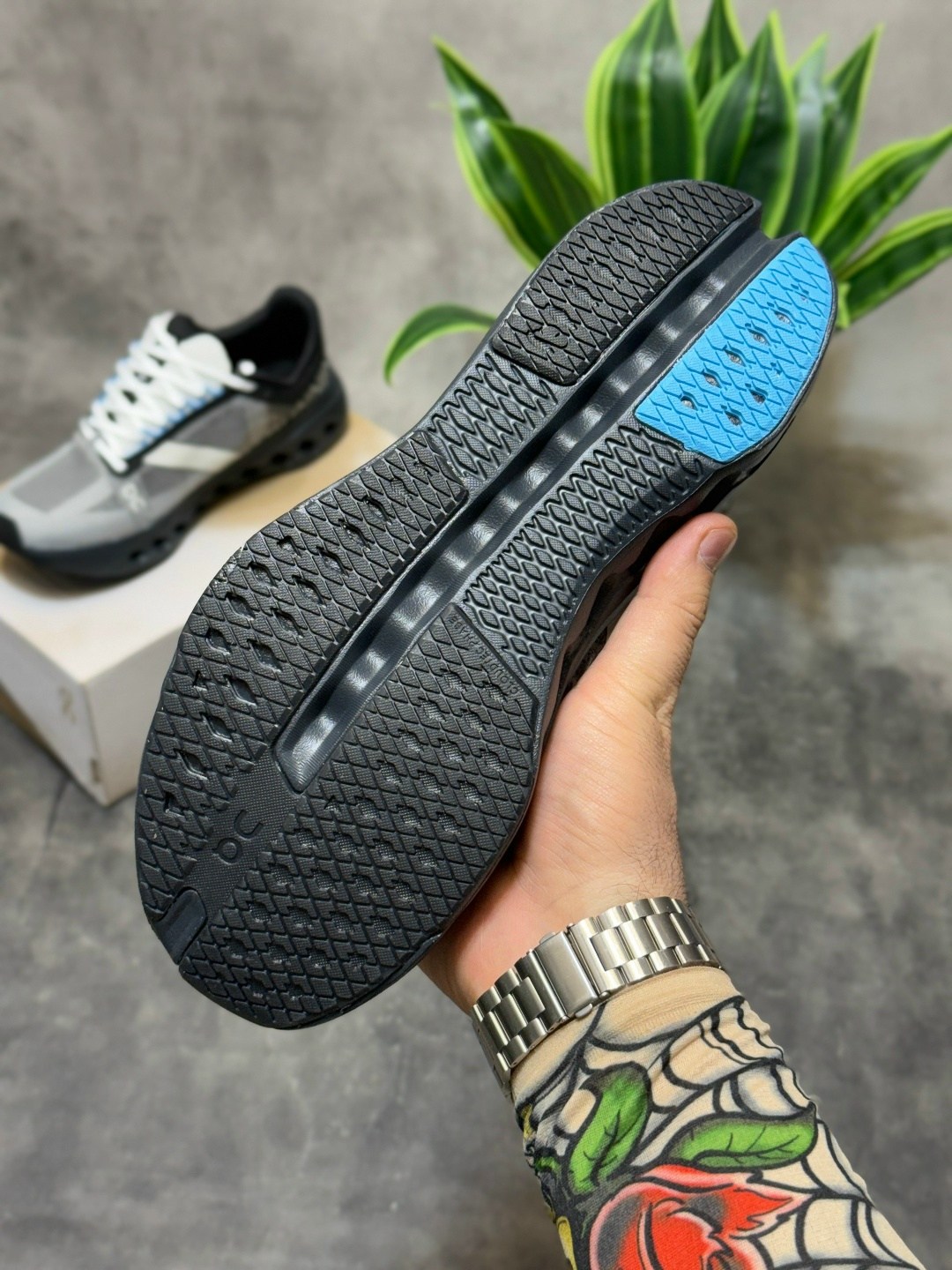 кроссовки,дышащие кроссовки,спортивные кроссовки,кроссовки модные,спортивная