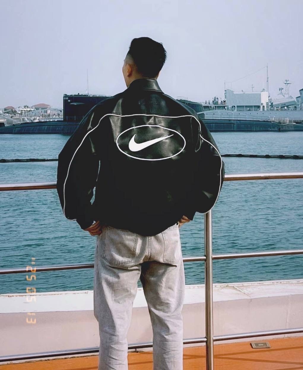 кожаный бомбер,кожаная куртка бомбер,мужская куртка бомбер,куртка бомбер,кожаная куртка