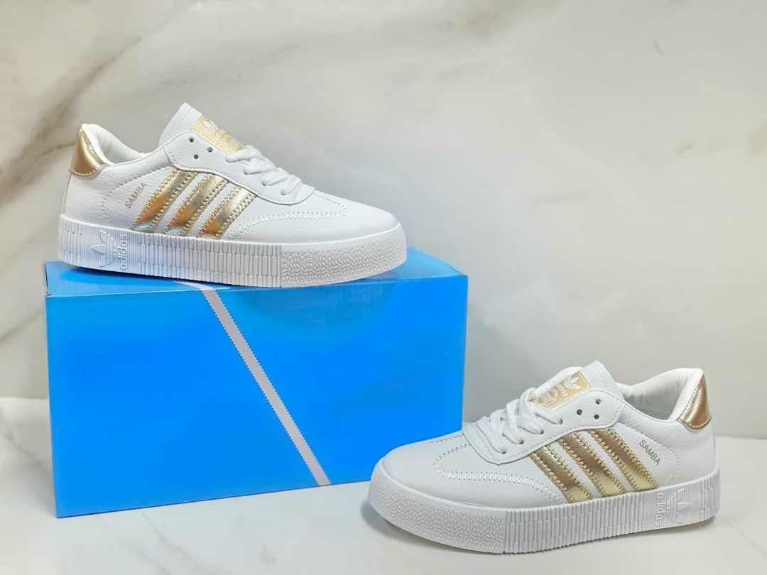 ,кроссовки адидас superstar женские серебристые,серебряные кроссовки адидас,женские кроссовки adidas,adidas originals sambarose