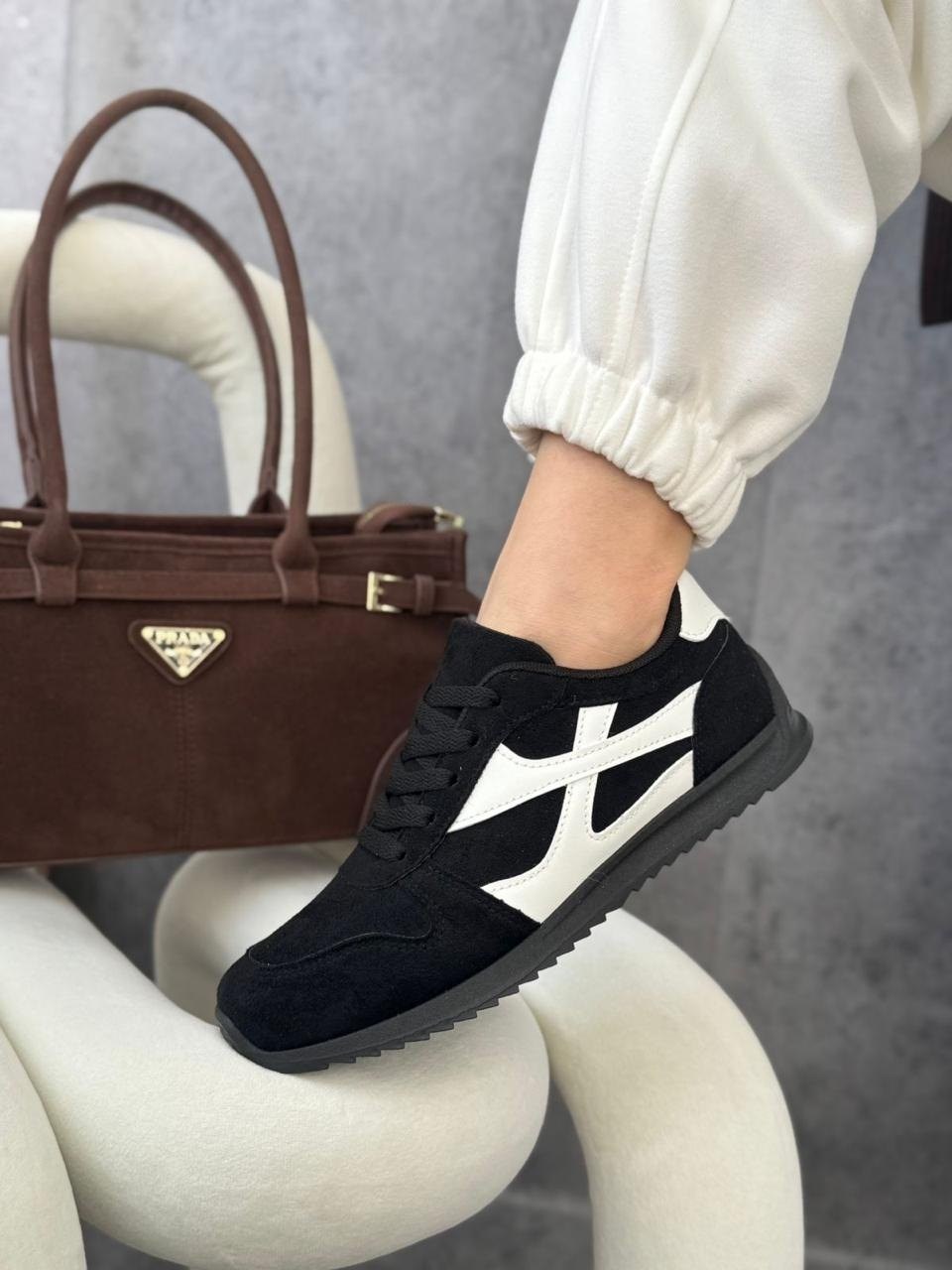 замшевые кроссовки,,женские кроссовки,коричневые кроссовки,кроссовки женские замшевые