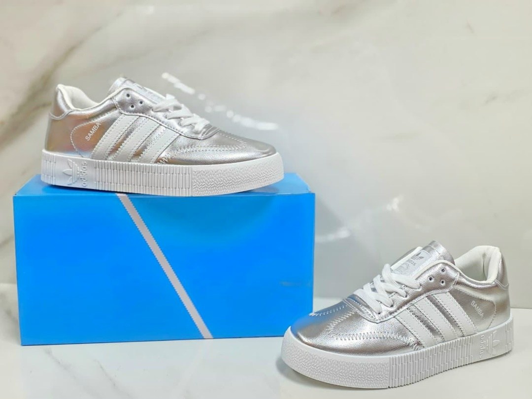 ,кроссовки адидас superstar женские серебристые,серебряные кроссовки адидас,женские кроссовки adidas,adidas originals sambarose
