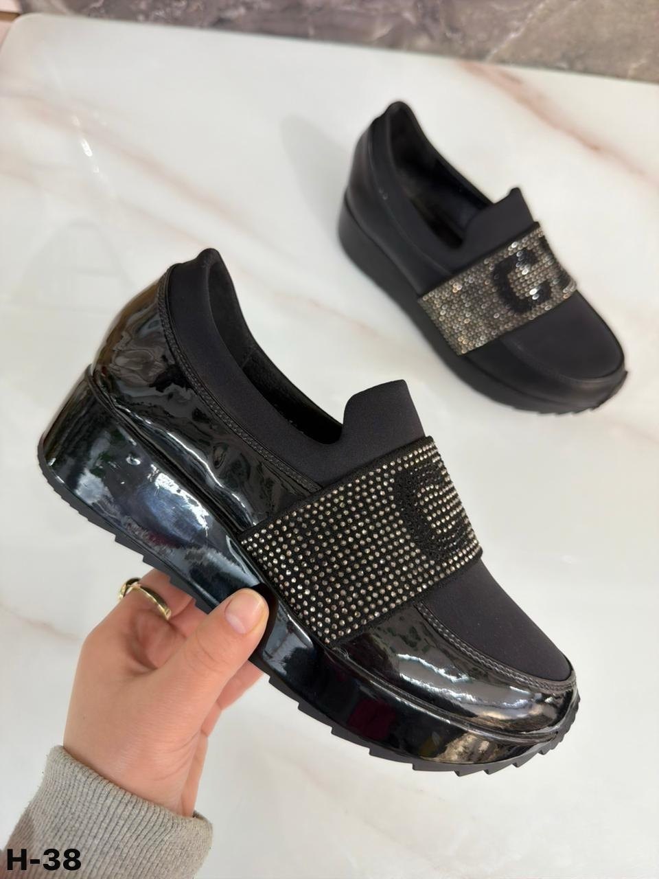 ,женские кроссовки,кроссовки балдинини женские,кроссовки со стразами,кроссовки с застежкой