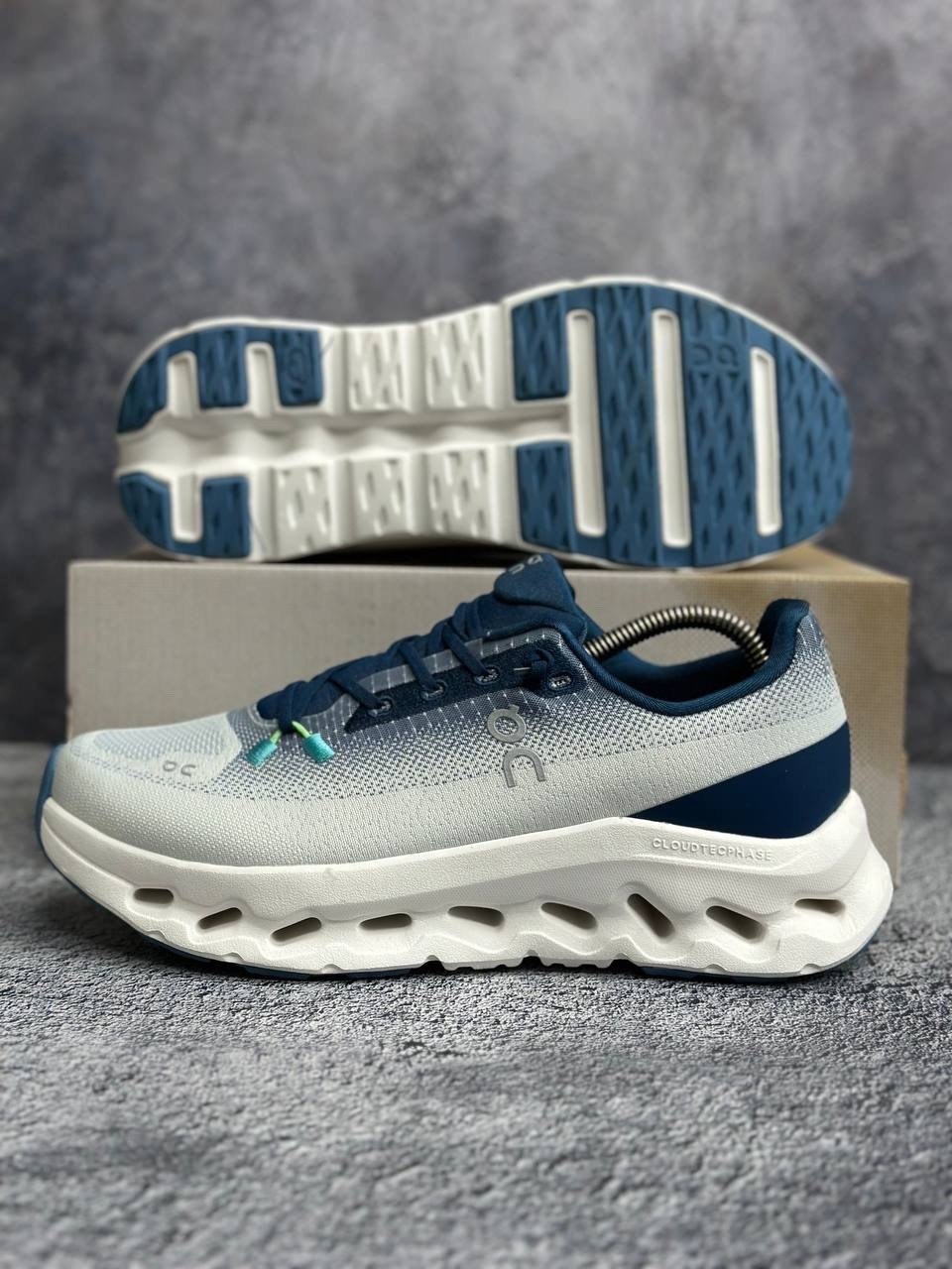 кроссовки on cloudtilt mineral ivory белый синий,кроссовки,спортивные кроссовки,спортивная ,повседневные кроссовки