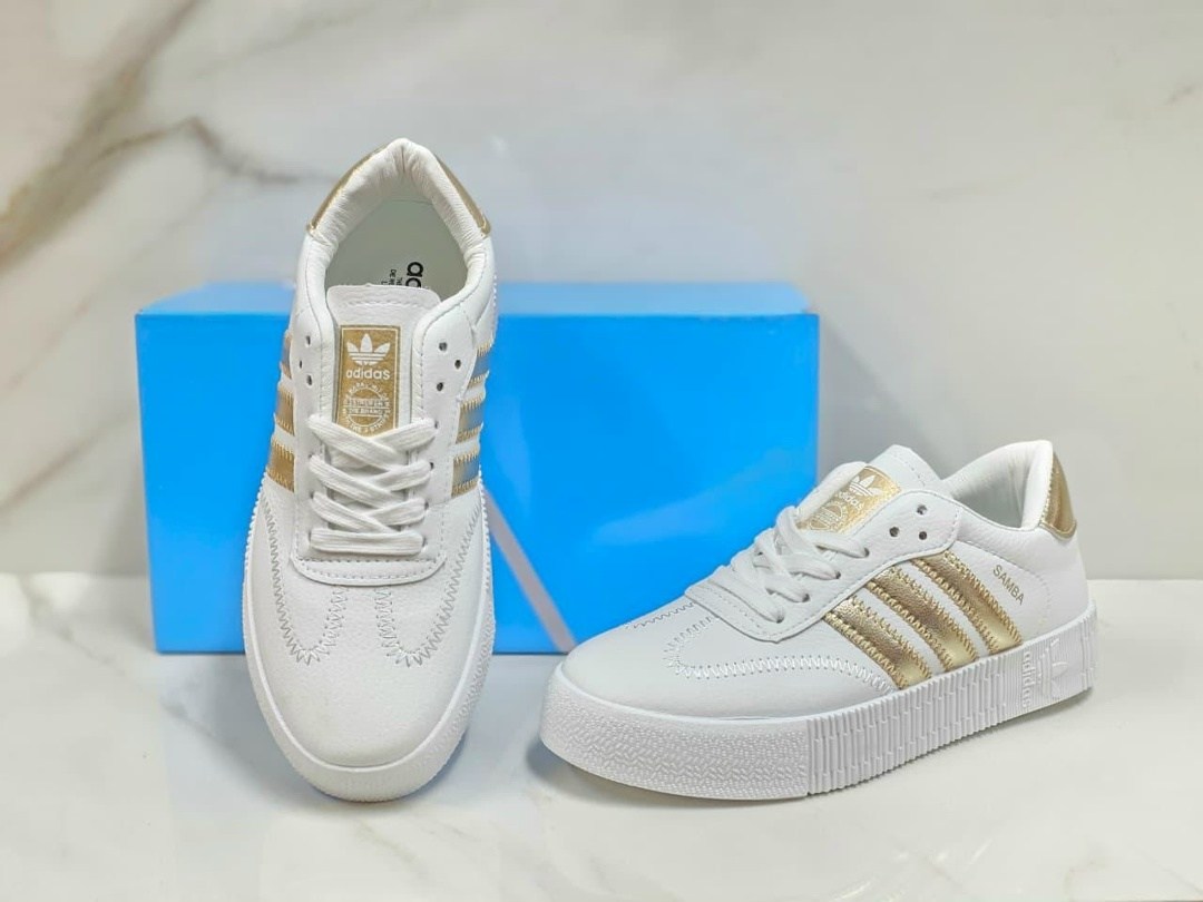 ,кроссовки адидас superstar женские серебристые,серебряные кроссовки адидас,женские кроссовки adidas,adidas originals sambarose