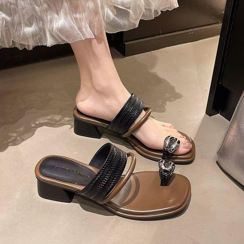 модные шлепанцы,женские шлепанцы,модные босоножки,модные сандалии,женские босоножки