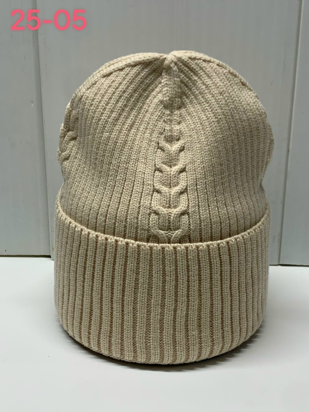 вязаная женская шапка,шапка женская,шапка для женщин,шапка бини,вязаная шапка