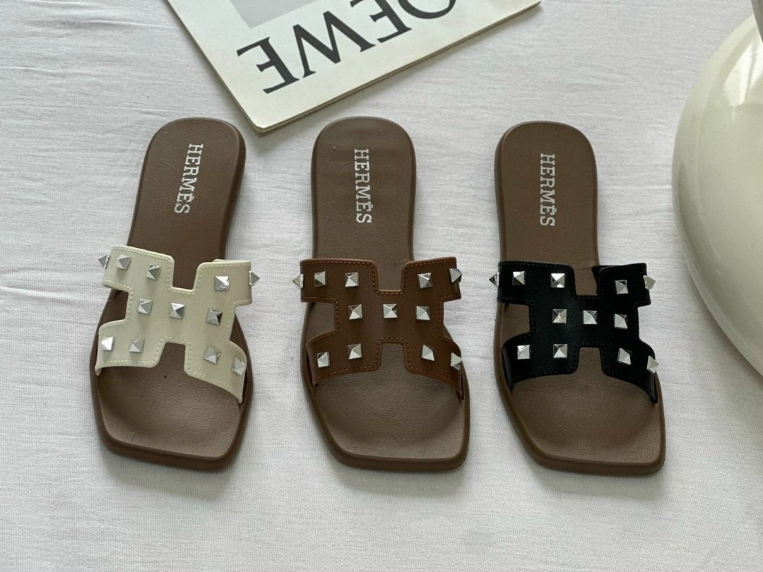 женские кожаные шлепки hermes oran коричневые,шлепанцы hermes,шлепки hermes женские,шлепки hermes,шлепанцы женские hermes