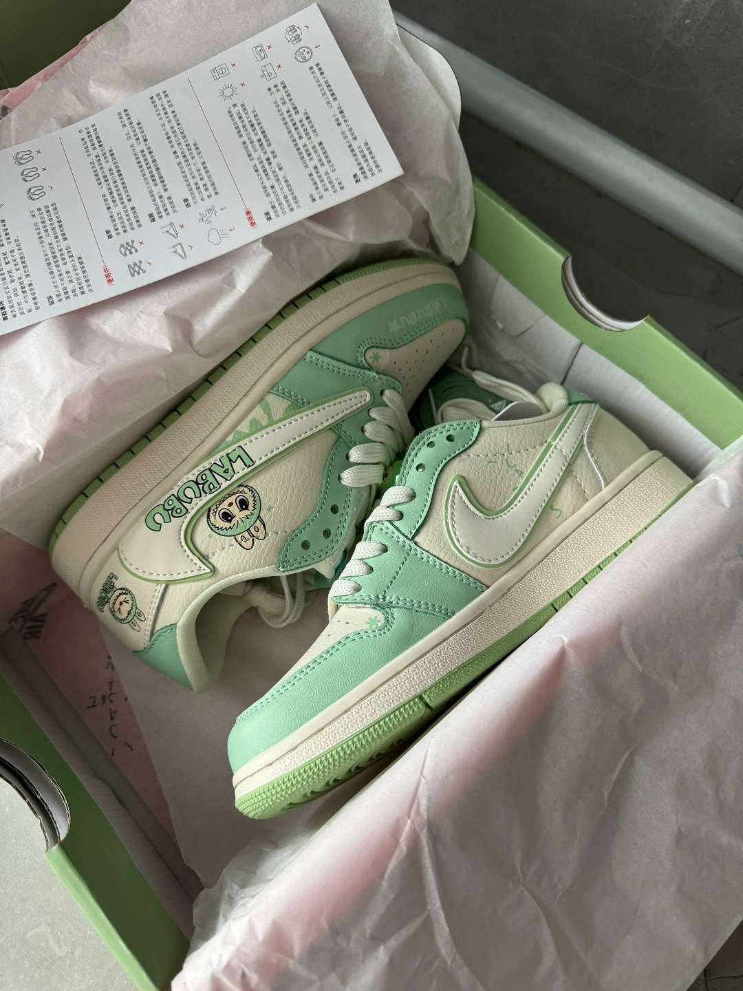 nike air jordan 1 low travis scott,кроссовки,женские кроссовки,низкие кроссовки,баскетбольная