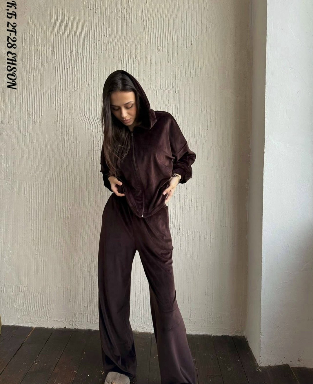 спортивные костюмы женские,cпортивный костюм велюровый,розовый костюм из велюра,велюровый спортивный костюм женски,костюм из велюра