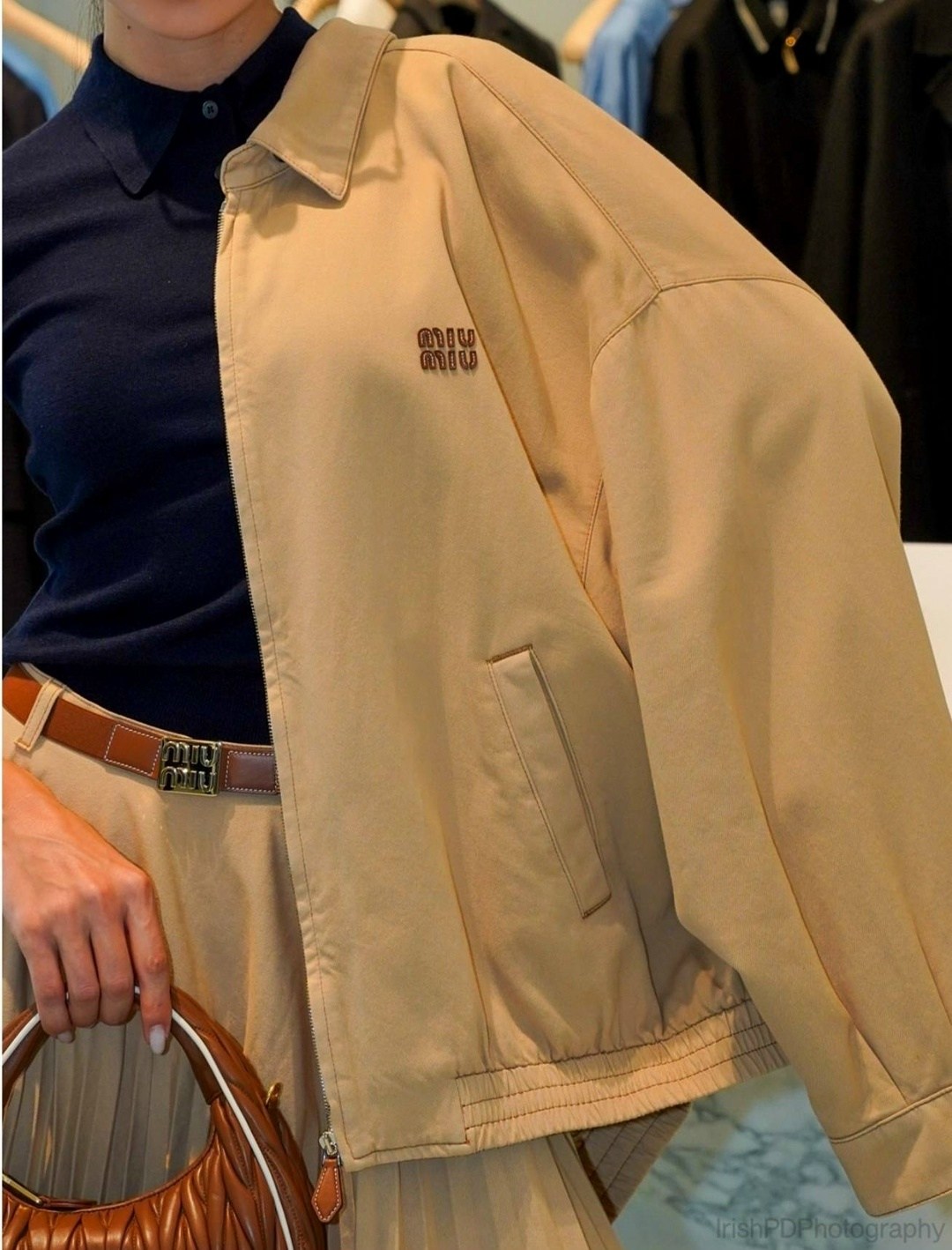 куртка женская,куртка бомбер,куртка с карманами,бежевая куртка,куртка рабочего тренд